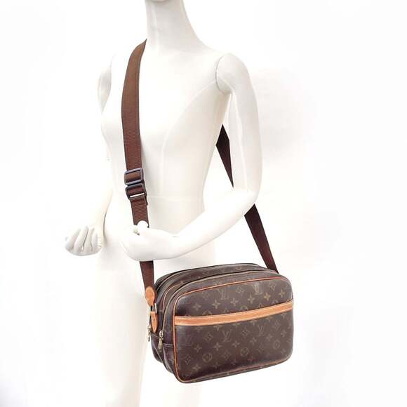 LOUIS VUITTON Brown Monogram Canvas Shoulder Bag - Picture 11 of 11